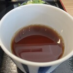 そば処 弥七 - つゆ接写