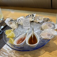 四ツ橋・新町 牡蠣と肉たらしビストロAKIRA - 
