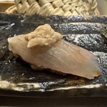 鮨いちこし - ウマヅラハギ握り