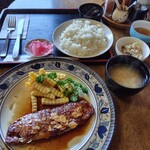 味いちもんめ - 料理写真:牛サーロインステーキ定食