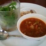 タケガミ - ランチメニューのサラダ、スープ、前菜
