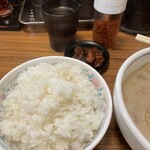 老虎苑 - ごはんの量が半端ない