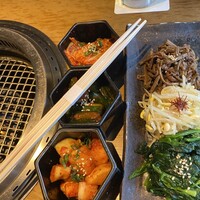 蕃 YORONIKU - 