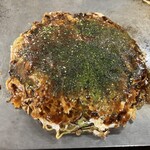 お好み焼き てっちゃん 本店 - スペシャルモダン焼(そば)(A)(肉、イカ、エビ、モツ、玉子2コ)