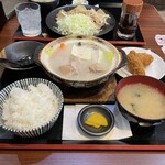 味処 こめます - 鶏塩白湯鍋