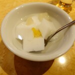 中華料理福臨門 - 杏仁豆腐アップ