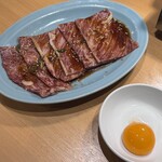 朝採れホルモンと家系焼肉 壺ほる - 