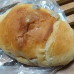 UTSUBO BAKERY PANENA - ラムレーズン塩パン