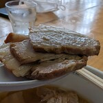 松食堂 - 食べ応えマックスのチャーシュー