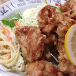 満月食堂 - から揚げのアップ