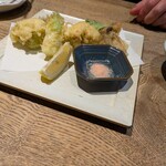 竹丘町海晴れ - カリフラワー、牡蠣の天ぷら（これカキフライより好きかも）