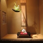 未在 - 左上は江戸時代の鐙を花瓶にしてあります★