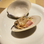 RISTORANTE IL NODO - ハマグリのオリーブオイル