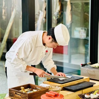 上質な鮭や村上牛・県産食材を贅沢に使用したお料理を愉しむ