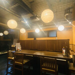 肴や せりお - 店内は広々