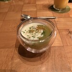 ザ タヴァン グリル＆ラウンジ - 