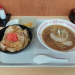 馬鹿値食堂 - 豚カルビ丼・ラーメンセット(680円)素晴らしき休日の昼飯☆