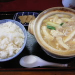 Mampuku - ホルモン鍋定食（８５０円）