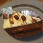 門洋菓子店 - アラベスク

スイートチョコのケーキ