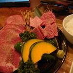 和牛焼肉八心 - 