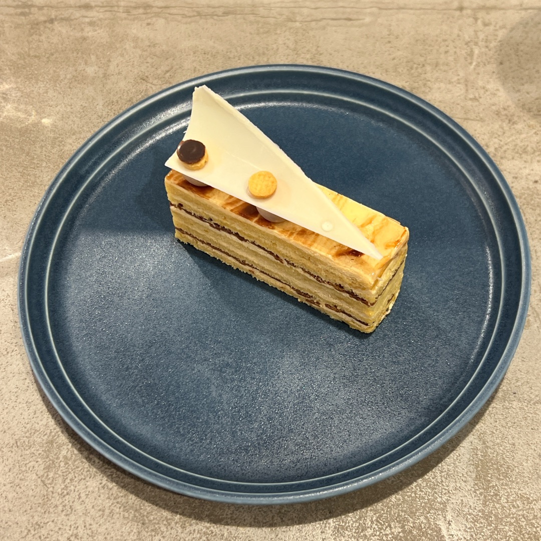 LA PATISSERIE KATSURA（ラ パティスリー カツラ）（南森町