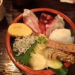 まるは食堂 - 海鮮丼