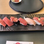 うまい 一丸鮨 - 料理写真:まぐろオーケストラ　1408円（税込）