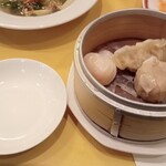 黄老 - 天祥セットの点心。