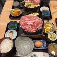 よつ谷 - すき焼き定食(1800円)