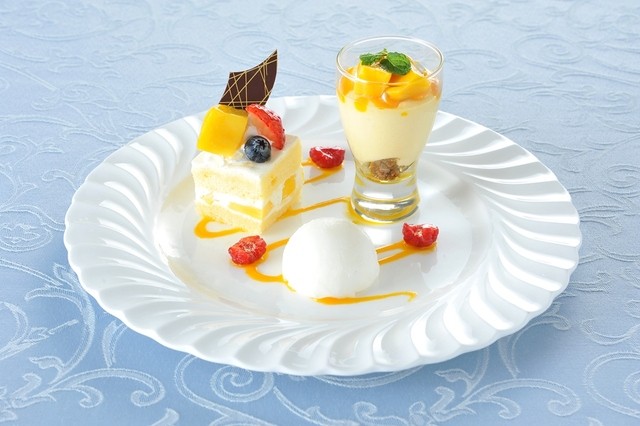 ラウンジ モロキニ