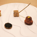 アマラントス - ディナーコース 36300円 のカナッペ5種