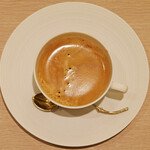 アマラントス - ディナーコース 36300円 のコーヒー