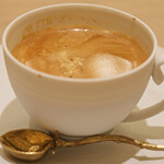 アマラントス - ディナーコース 36300円 のコーヒー