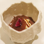 アマラントス - ディナーコース 36300円 のショコラ キャラメル マスカルポーネ