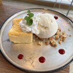 薪窯PIZZA・CAFE NORTH GARDEN - ベイクドチーズケーキ