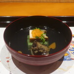 日本料理 幸庵 - 鮑と蓬豆腐の煮物椀