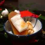 日本料理 幸庵 - 自家製からすみ 焼き餅巻きと鯛の子の旨煮