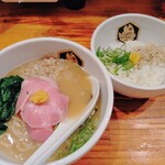 真鯛らーめん 麺魚 - 