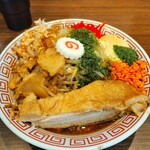 麺屋 神工 - やきそばラーメン1200円。紅しょうがとマヨネーズ味が強くも、ジャンクな１杯です。
