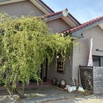 Bab Sang - 『 白飯家 』のあった場所
お店の外観 内装は そのままに 2023年9月にオープン♪