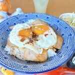 イシヅチキッチン オレンジ - 焼豚玉子飯(*ﾟ∀ﾟ*)