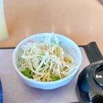 イシヅチキッチン オレンジ - サラダ付き