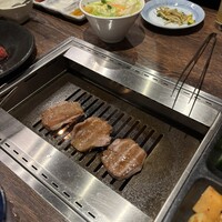 焼肉家 KAZU 別邸 - 