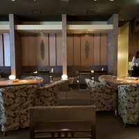 RISTORANTE Orobianco - 薄暗い店内♪