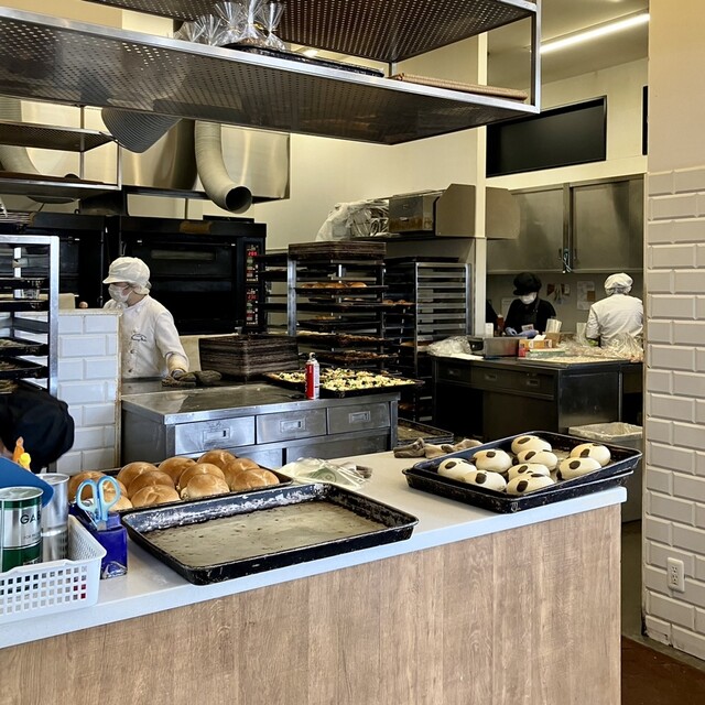 Sunny Side Takatsuki Oka Moto Ten - Settsu Tonda/Bread | Tabelog