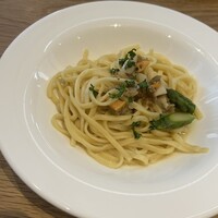 bottega 柏店 - ホタテとアスパラのパスタ