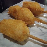 やきとり家すみれ - 串揚げ大山どり(むね)3本328円