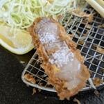 とんかつぼたん - 三元豚厚切りロースカツ1700円（10食限定）