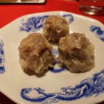 恵比寿 大龍軒 - 昔ながらの肉焼売。抜群の蒸し加減