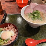 麺匠 慶次  - 裏慶次ラーメン+焼豚丼